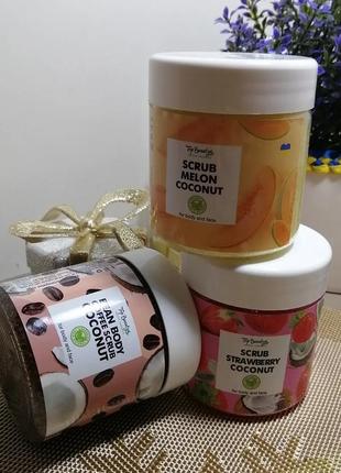 Скраб ароматизований для обличчя та тіла