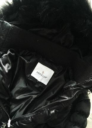 Курточка moncler с мехом3 фото