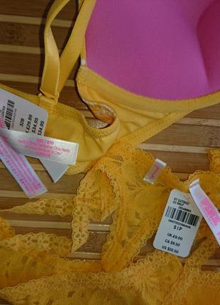 Комплект бюст подвійний пуш ап victorias secret pink super push и трусики стрінги танга4 фото