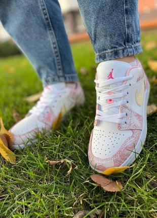 Жіночі кросівки nike air jordan 1 retro  женские кроссовки найк аир джордан