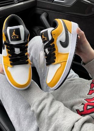 Жіночі кросівки nike air jordan 1 retro  женские кроссовки найк аир джордан