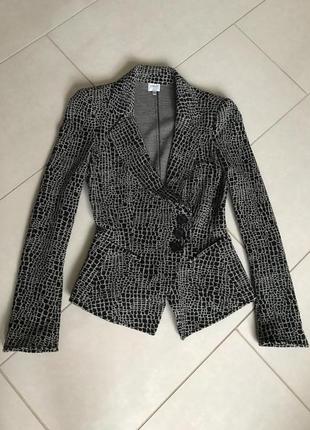 Пиджак фирменный оригинал стильный дорогой бренд armani размер s1 фото