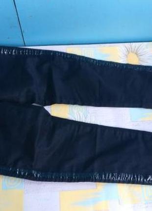 !продам новые женские чёрные джинсы cropp4 фото