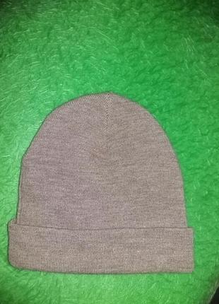 Шерстяная шикарная двойная шапка. швейцария