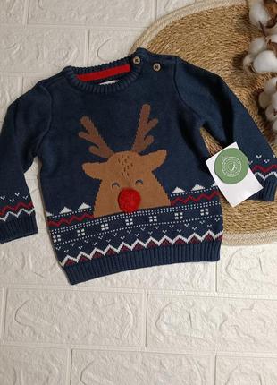 В'язаний светр на хлопчика з новорічною тематикою