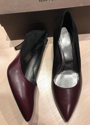 #42m туфлі від navyboot(швейцарія)