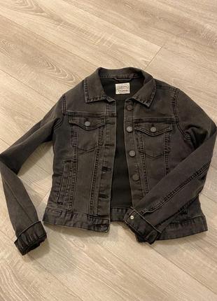 Джинсова куртка с pull &bear