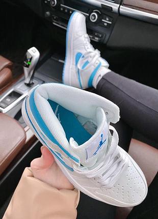 Женские кроссовки nike air jordan 1 женские кроссовки найк аир джордан5 фото