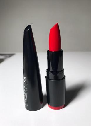 Зволожуюча помада make up for ever rouge artist intense color lipstick 402 - untamed fire2 фото