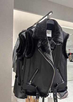 Жилетка zara