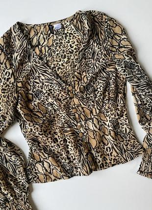 Стильная блузка в леопардовый принт h&m