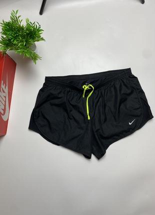 Женские шорты nike8 фото