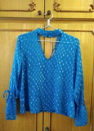 Отличная голубая блуза с чокером primark, uk 16/eur 44