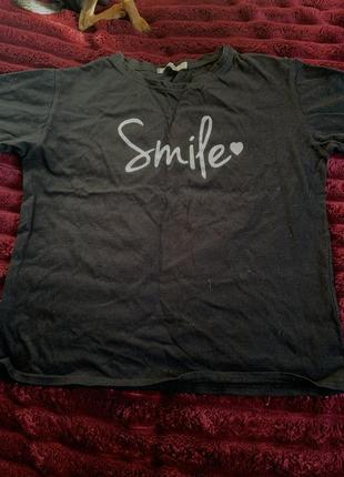 Чорна футболка smile