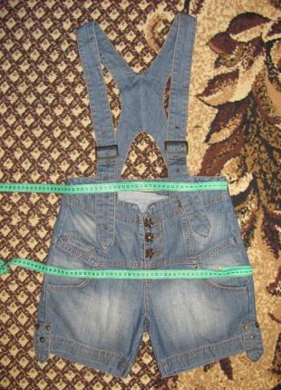 Супер классный джинсовый комбинезон-шорты, р.284 фото