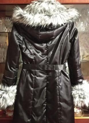 Зимове пальто зі штучним хутром2 фото