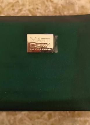 Стильна косметичка від martiderm