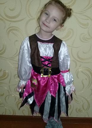 Карнавальное платье пиратки на 5-6лет.