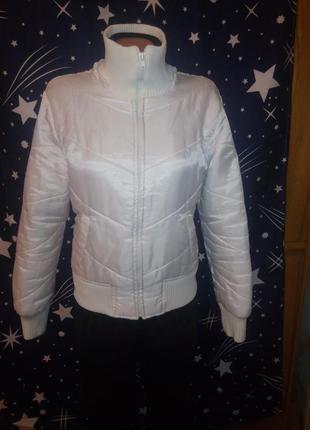 Куртка женская белая
