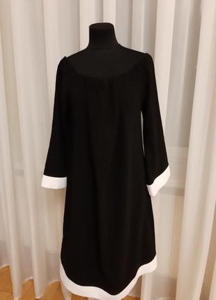 Черное  платье ,с  открытыми  плечами а-силуета sarar раз.40-421 фото