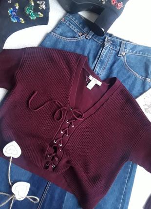 Cстильный свитер цвета марсала со шнуровкой  от forever 21.4 фото