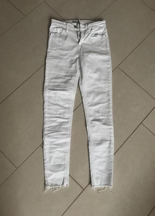 Джинсы фирменные стильные topshop размер s или 34