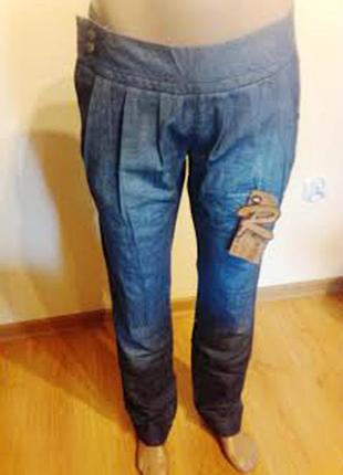 Джинсы женские