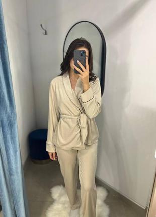 М'яка плюшева піжама укорочений халатик та штани, комплект для дому халат та штани плюш велюр