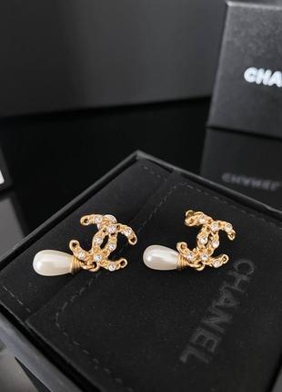 Брендовые серьги