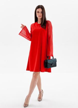 Красное платье-трапеция с полупрозрачными рукавами1 фото