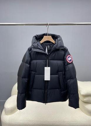 Зимний пуховик canada goose