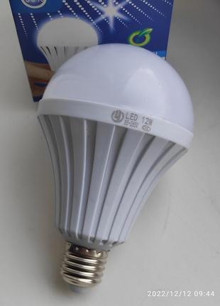 Светодиодная аккумуляторная литий-ионная лампочка led light 12w.2 фото