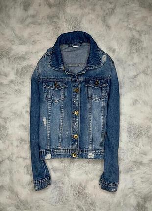 Джинсовая куртка