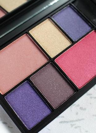 Палетка теней и румян sleek eye & cheek palette