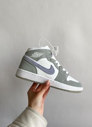 Женские высокие кожаные кроссовки nike air jordan retro #найк5 фото