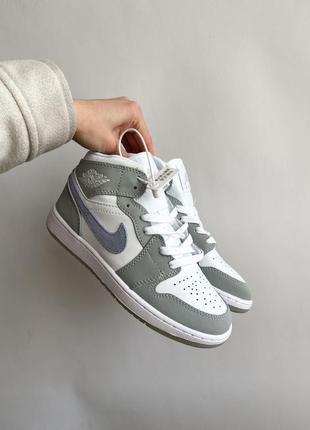 Женские высокие кожаные кроссовки nike air jordan retro #найк