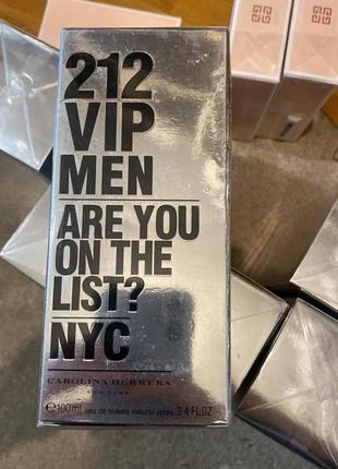 Carolina herrera 212 vip black парфумована вода 100 мл