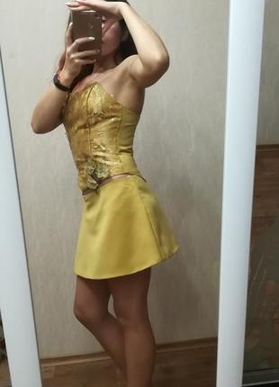 Золотое праздничное  платье