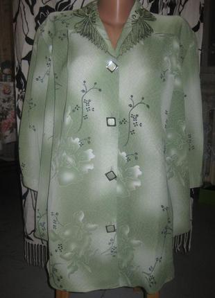 Нарядная блузка на пуговицах , лёгкая 52 размера1 фото