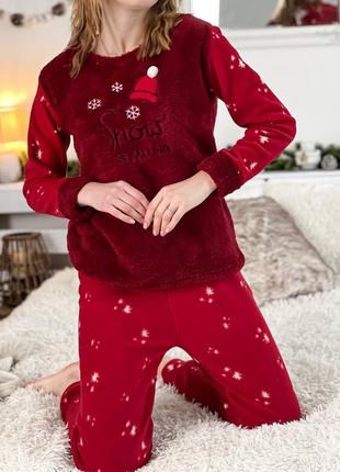 Мягкая теплая красная бордовая новогодняя рождественская пижама с маской в комплекте10 фото