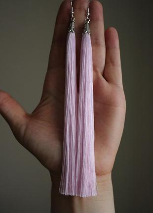 Сережки сережки кисті пензлика довгі ніжно-рожеві пудрові