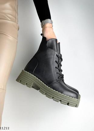 Зимние женские кожаные ботинки с мехом овчина натуральная кожа черные сапоги зелёная подошва зима теплые и удобные топ качество милитари10 фото