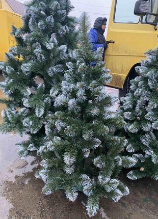 Искусственная елка 2.5 метров 2,5м 250 см зеленая с напылением имитация снега новогодняя елка костяшка пушистая качественная большая средняя маленькая7 фото