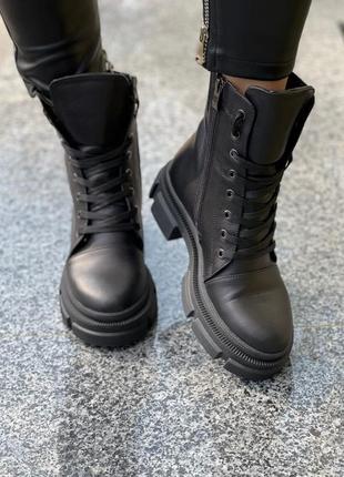 Зимние женские кожаные ботинки берцы с шерстью натуральная кожа теплые черные сапоги милитари зима3 фото