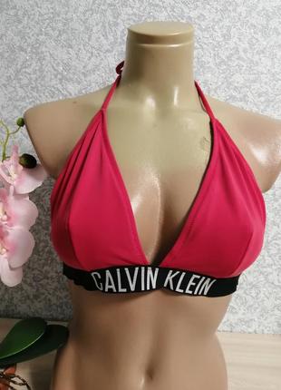 Верх купальника calvin klein.