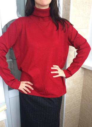 Водолазка свитер красный из вискозы