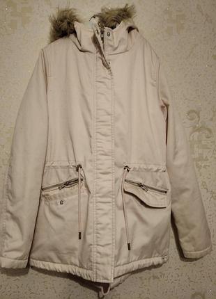 Парка пудрового кольору 12 розмір