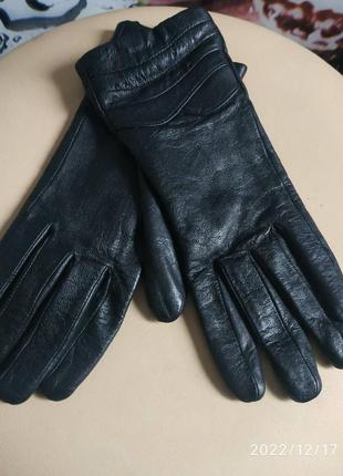 Кожаные натуральные перчатки на утеплителе6 фото