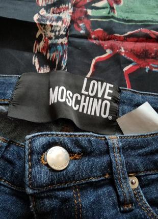 Женские джинсы от бренда moschino3 фото