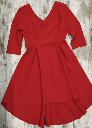 Платье красного цвета 40/l